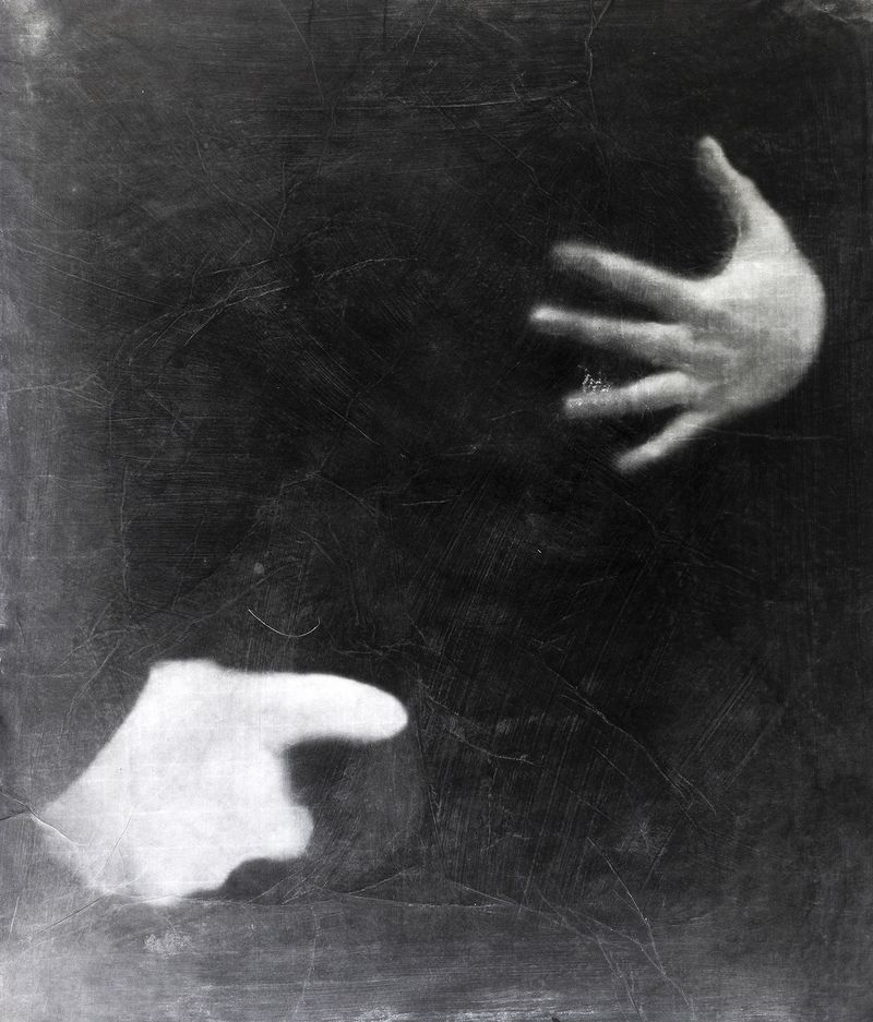 © Amy Carkeek - Amy Carkeek, Origins, 2023, Unique silver gelatin print on rice paper, 58 x 43 cm.