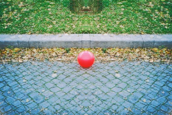 © Eduardo Rosas - Image from the Fleeting Presence photography project