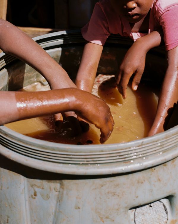 © Gabriel Le petit cooper - Image from the The Hands That Cultivate photography project