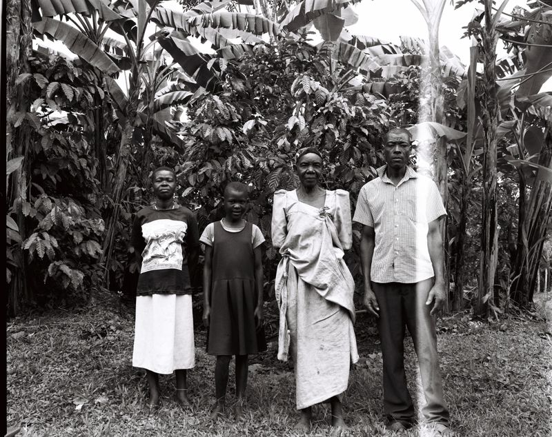 © Gabriel Le petit cooper - Image from the Les mains qui cultivent photography project