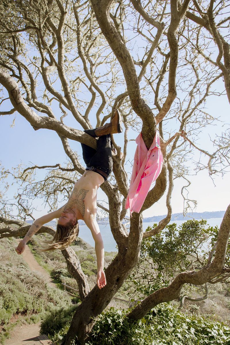 © The Hays - Image from the What the fuck do they know about love photography project