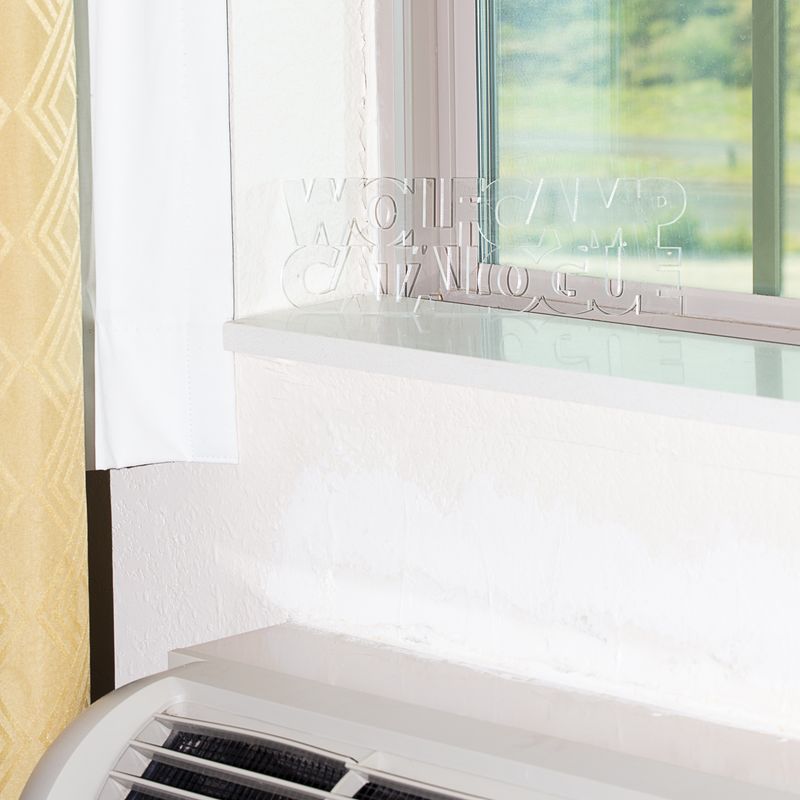 © Amy Kim - Image from the Wolfcamp Catalogue photography project