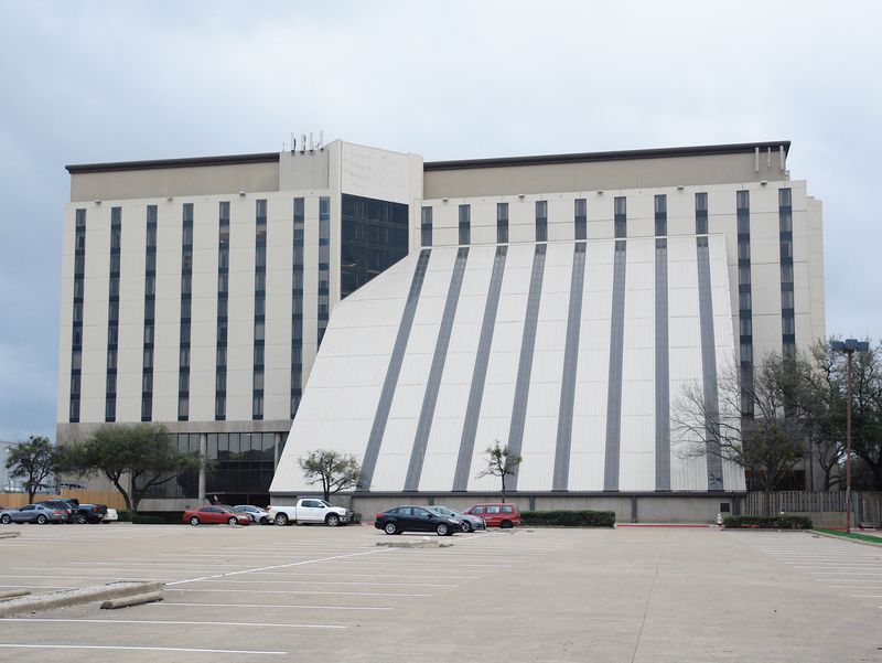 © Nolan Smock - Image from the NORTH DALLAS photography project