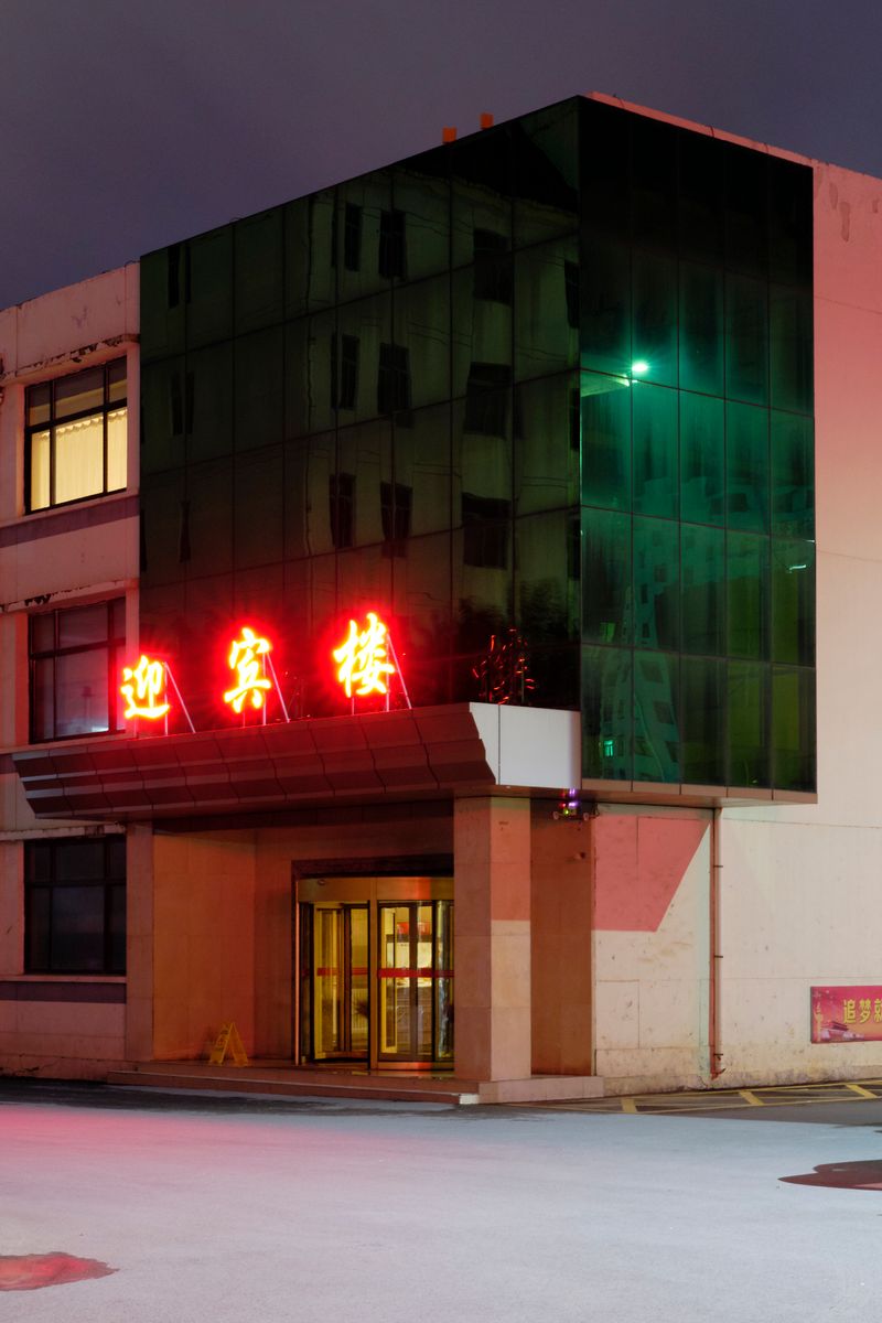 © Laurence Kubski - Image from the Crickets photography project