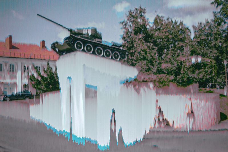 © Katerina Kouzmitcheva - Image from the How to eat at night photography project