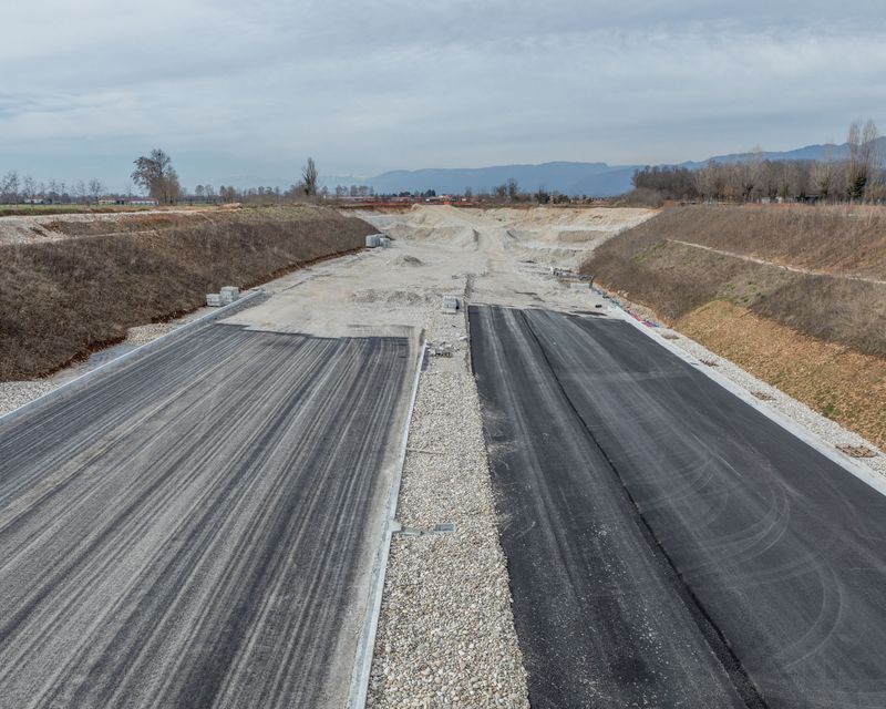 © Matteo De Mayda - Image from the Superstrada Pedemontana Veneta SPA photography project