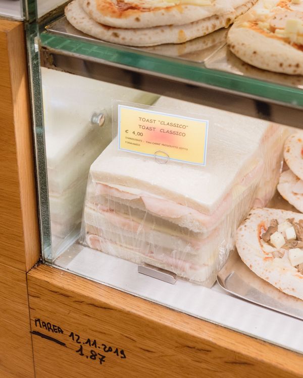 © Matteo De Mayda - Image from the acqua alta photography project