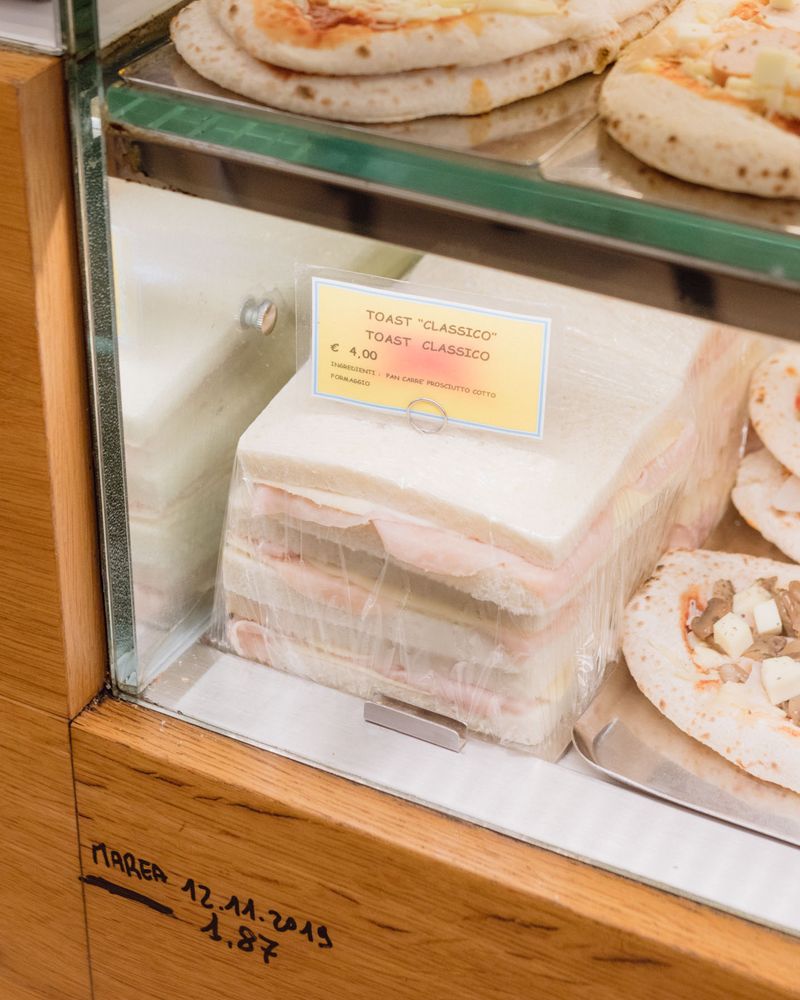 © Matteo De Mayda - Image from the acqua alta photography project