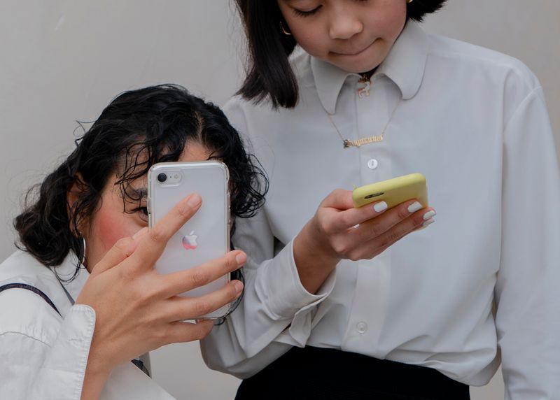 © Moritz Jekat - Sagittarius – Sionne and my partner Maii (Sionne's mother)