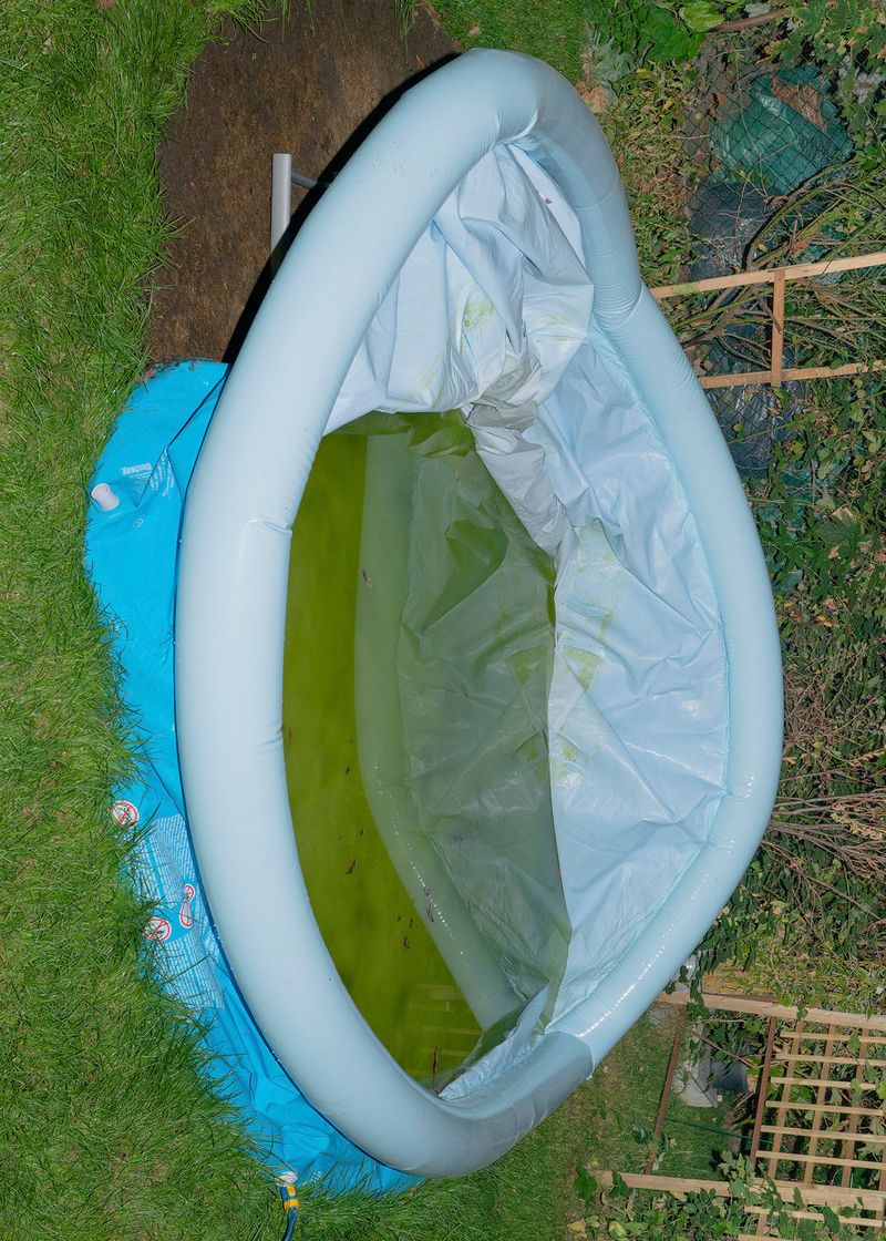 © Moritz Jekat - Pool Bending