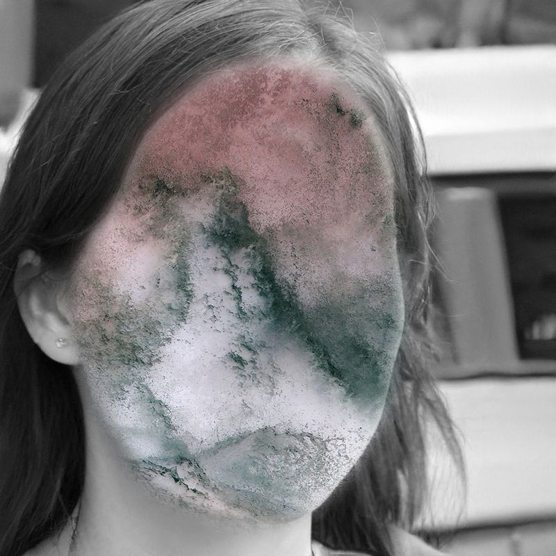 © Yiannis Trifonopoulos - Image from the Autotoxemia photography project