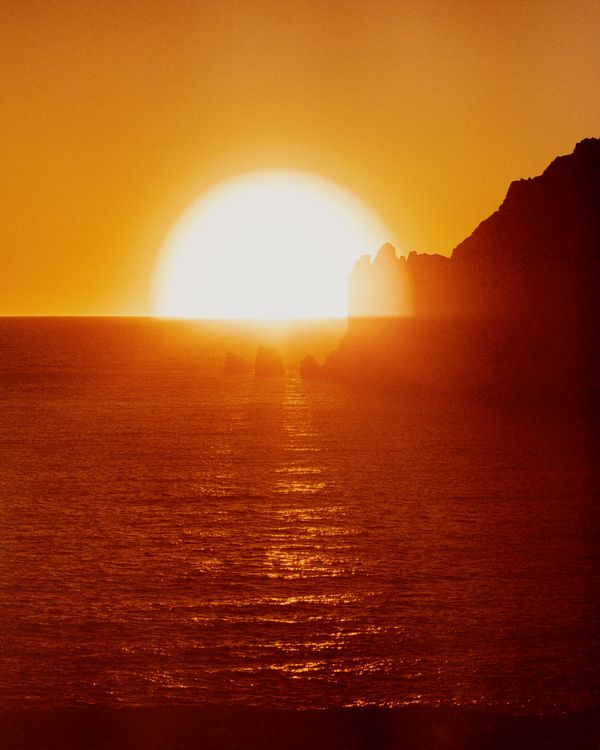 © Matthieu Croizier - Image from the That moment when you can see the crack in the world photography project