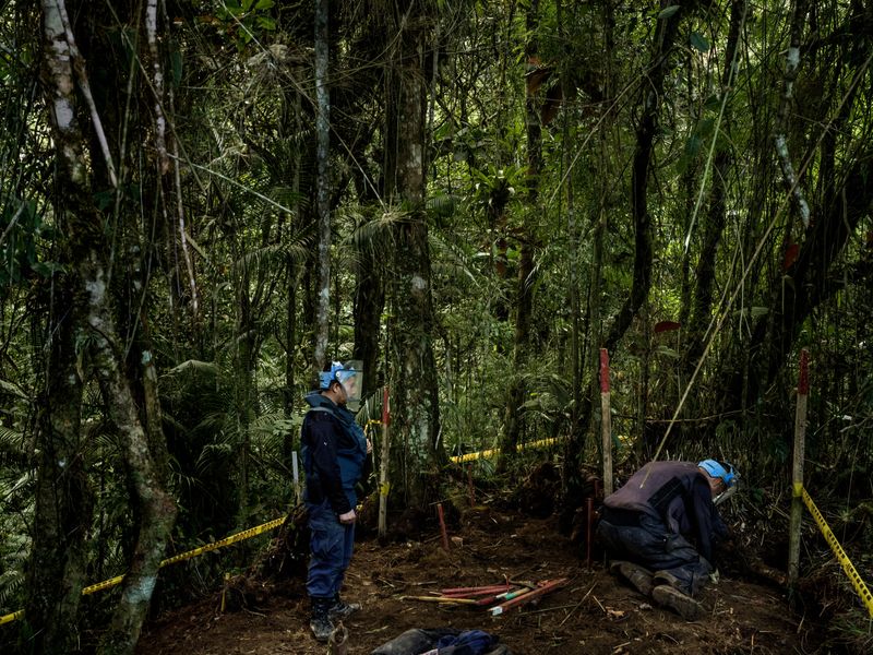 © Mads Nissen - Image from the Hope over Fear - Colombia's struggle for peace photography project