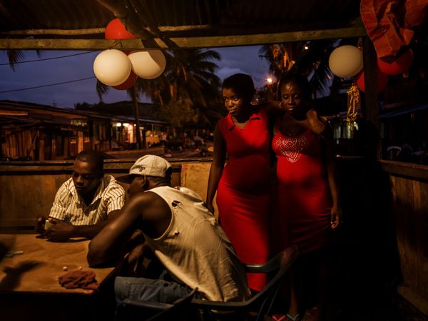 © Mads Nissen - Image from the Hope over Fear - Colombia's struggle for peace photography project