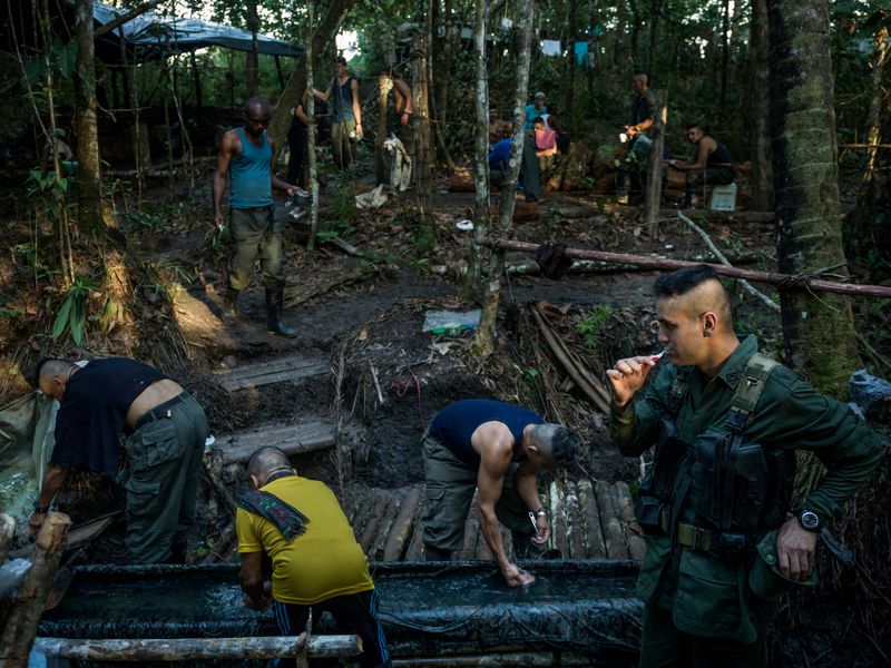 © Mads Nissen - Image from the Hope over Fear - Colombia's struggle for peace photography project