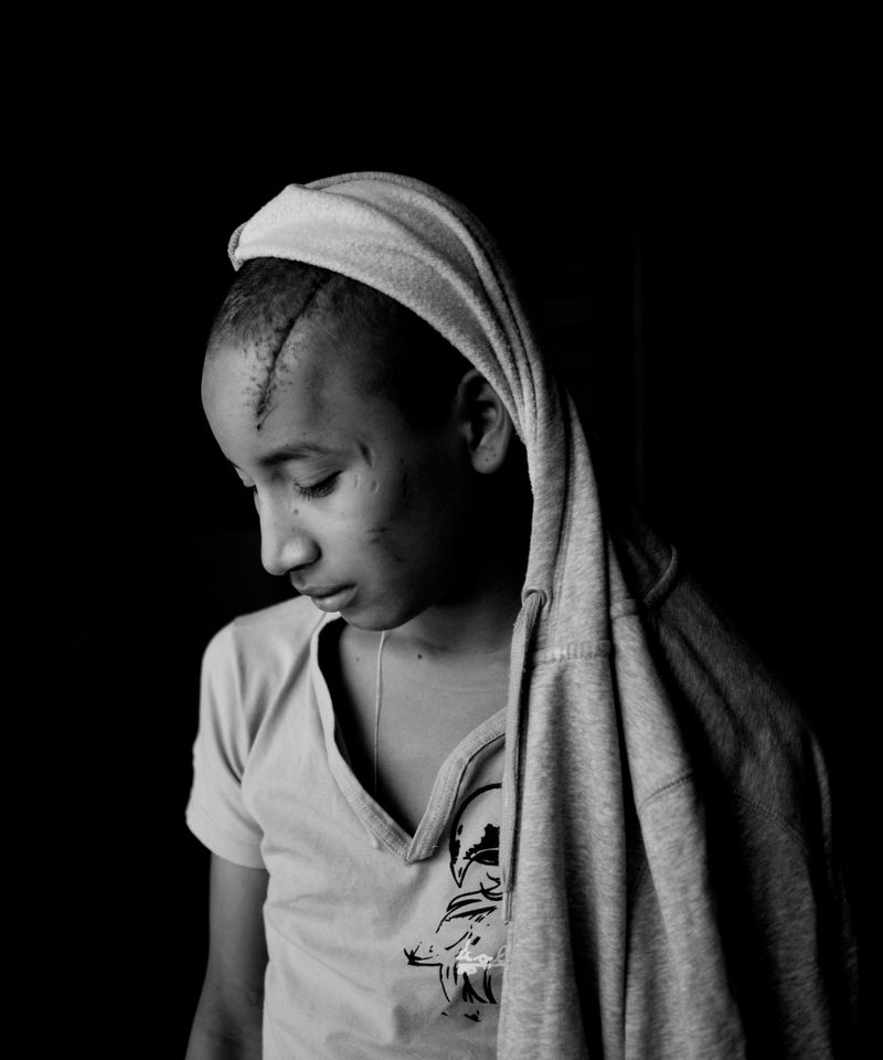 © Emily Macinnes - Image from the Make Me Whole Again photography project