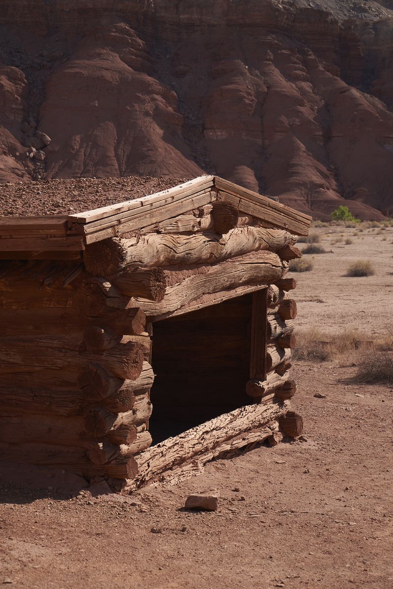 © Tanya Houghton - Picture Window Cabin, Lonely Dell Ranch, Lees Ferry.