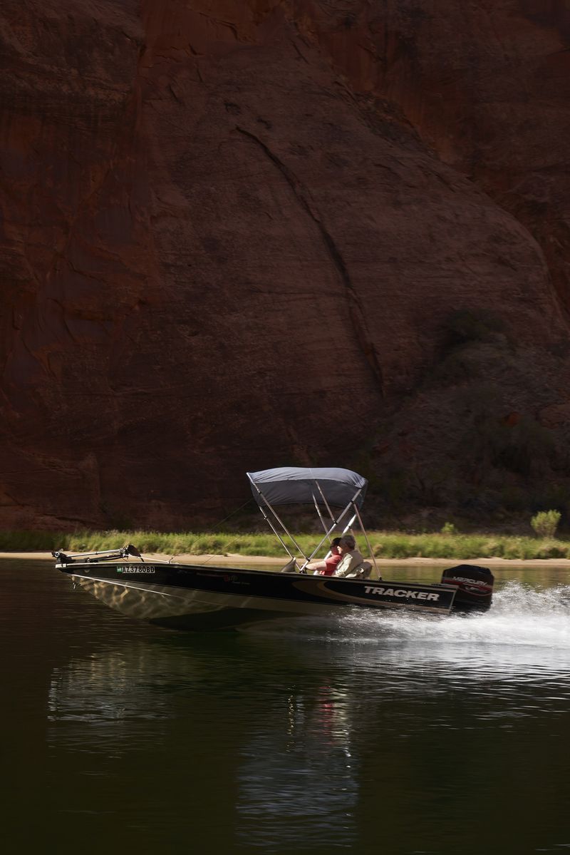 © Tanya Houghton - Private Boaters, Colorado River, North of Lees Ferry,