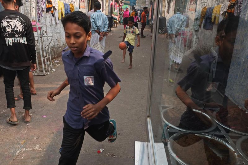 © Saiful Amin Kazal - Image from the DALIT LIFESCAPE IN DHAKA photography project