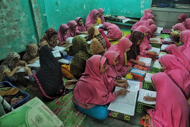 © Saiful Amin Kazal - Image from the BIHARI CAMPLIFE IN DHAKA photography project