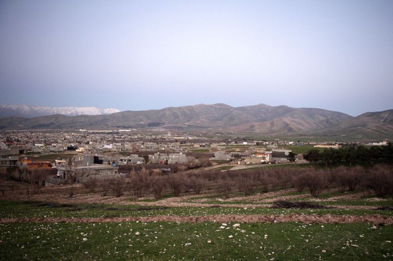 © Antonio Zambardino - Halabja. View of the city and the eastern hills and mountain range towards Iran.