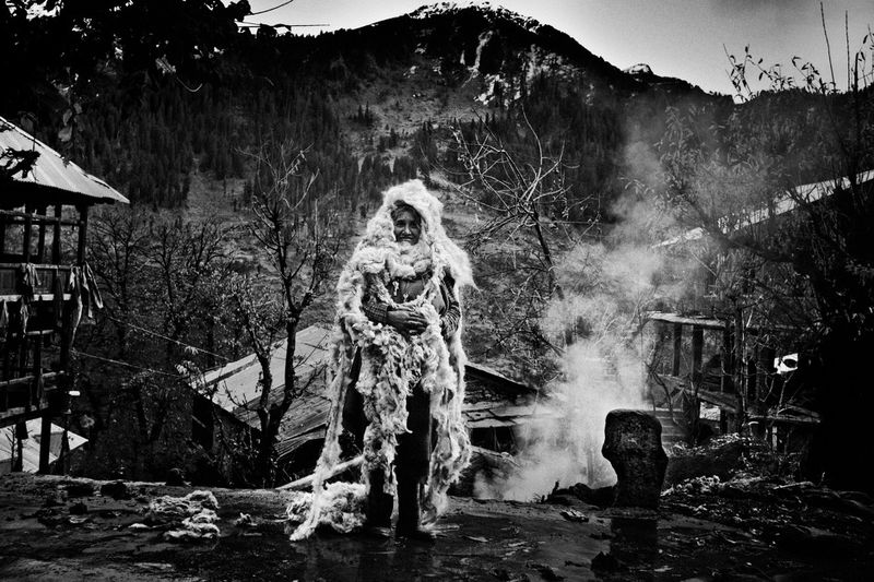 © Harikrishna Katragadda - Image from the Malana: Cannabis Kingdom on the edge photography project