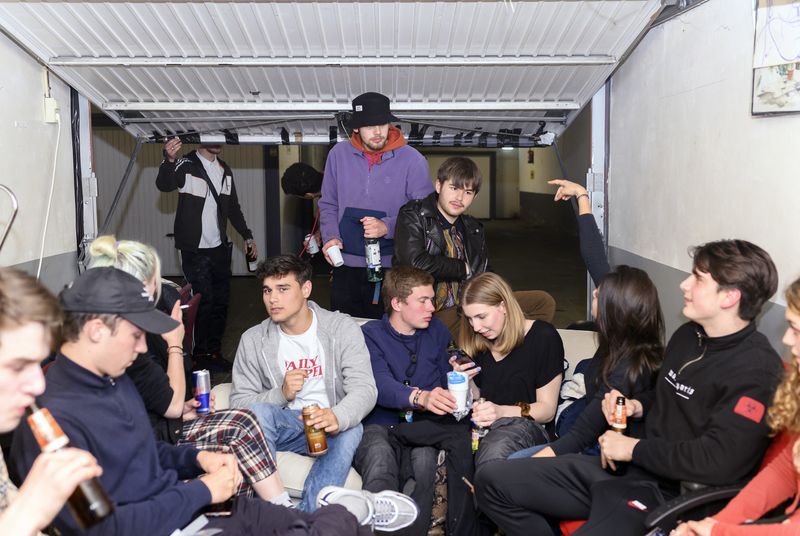 © Els Zweerink - In the garage box; where they make music and chill out.