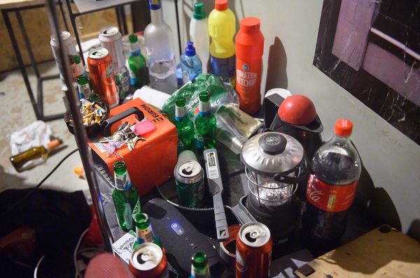 © Els Zweerink - Leftover of an evening in the garagebox.