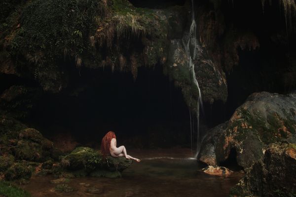 © Natalia Kovachevski - "The Guardian Cybèle" - Photographer and Model : Natalia Kovachevski - Assistant : Alisson Kubany