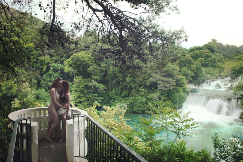 © Natalia Kovachevski - "Eden Garden" - Photographer : Natalia Kovachevski - Models : Natalia Kovachevski and Alisson Kubany