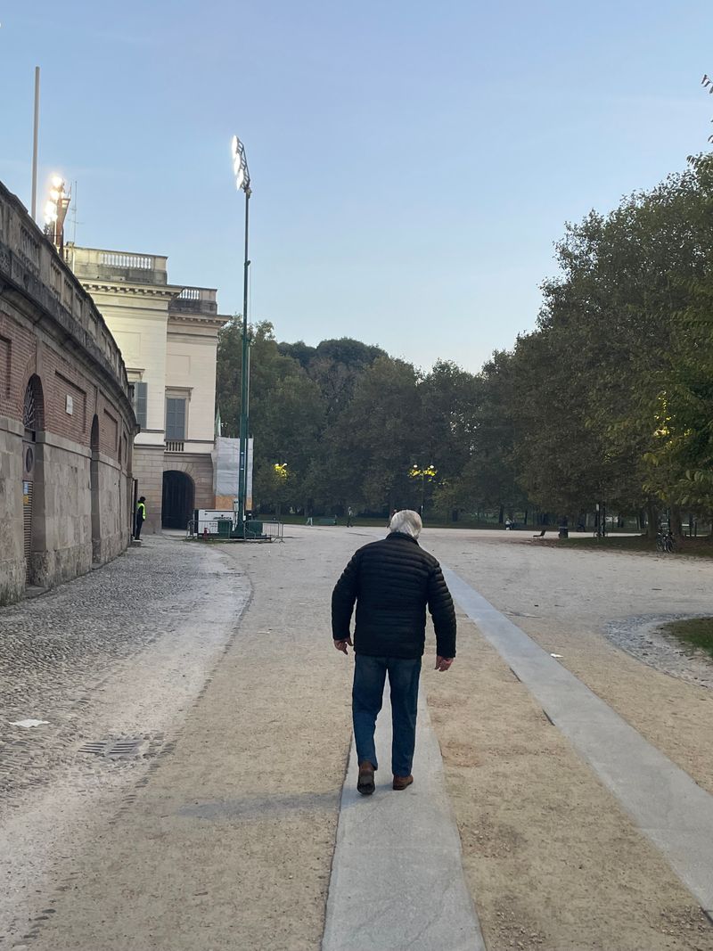 © Jiashu Chen - Image from the i 12 Purple photography project