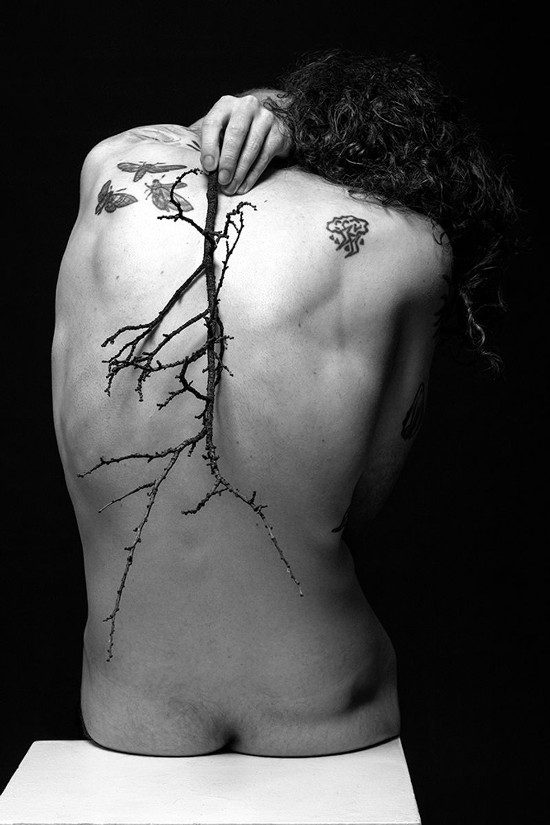 © Axel Calvet - Image from the LISTEN TO THE STRANDED SOULS photography project