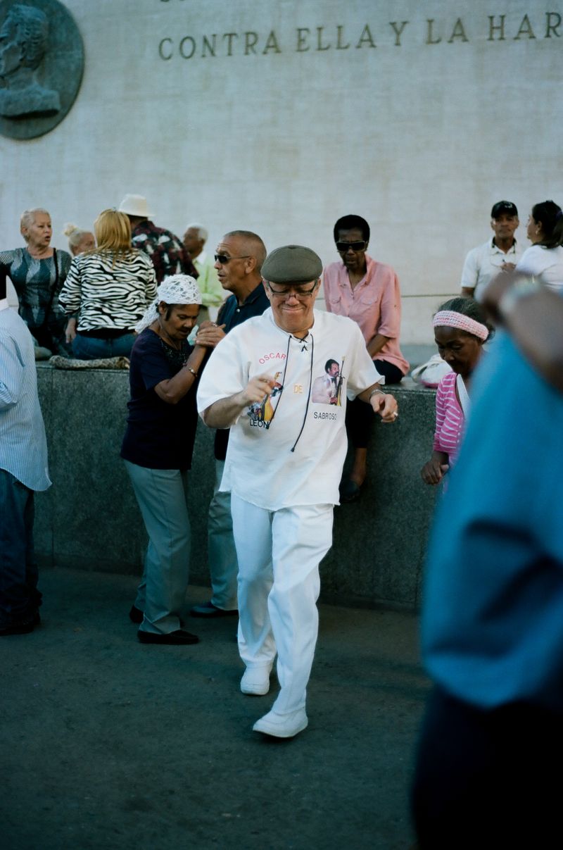 © jose Menendez - Image from the "Los pasos prohibidos" (the forbidden moves) photography project