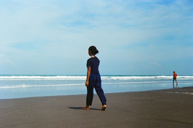 © Flavia Jessica - The fisherman' daughter in West Bali area, waiting for his father to finish his job of the day.