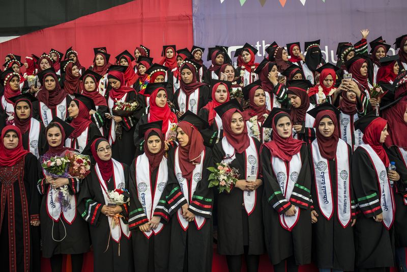 © Monique Jaques - The 2017 class of Palestine University.