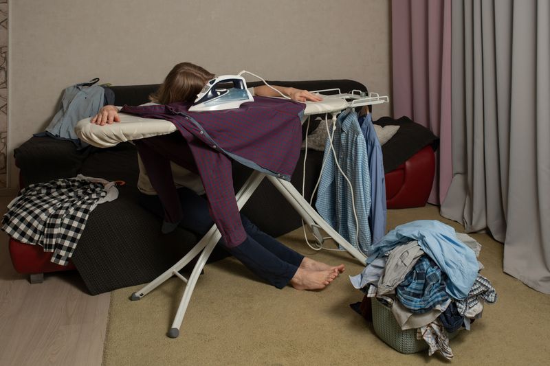 © Olga Steinepreis - Image from the My mother doesn't work photography project