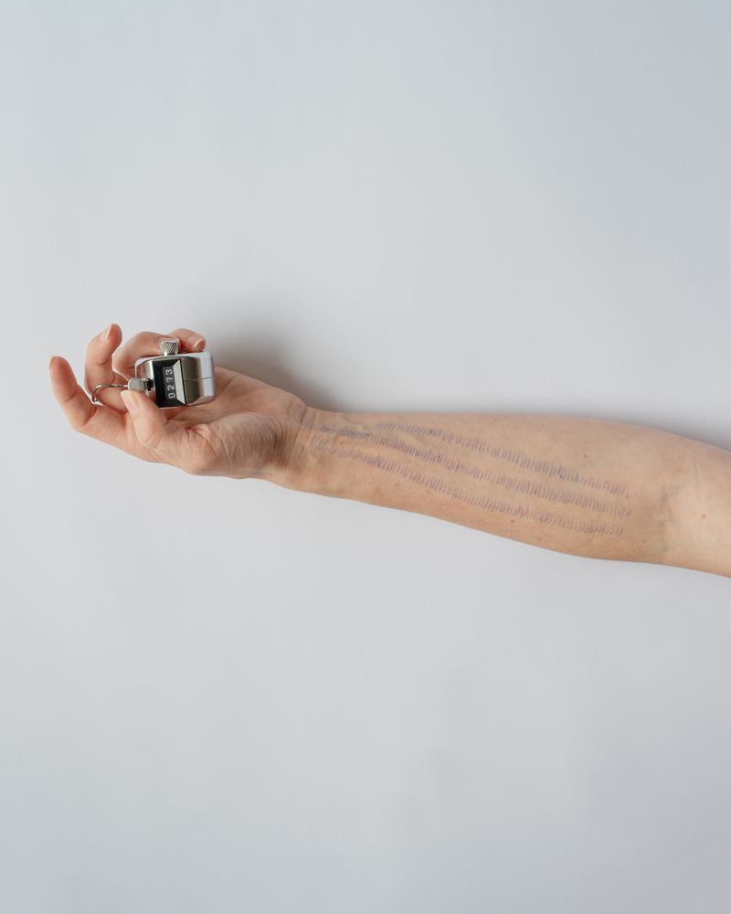 © Olga Steinepreis - Image from the My mother doesn't work photography project
