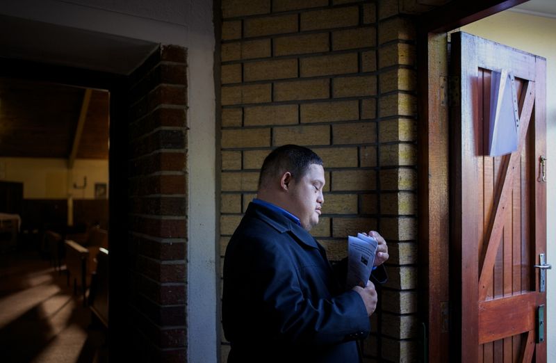 © Sally Low - Image from the Oasis photography project