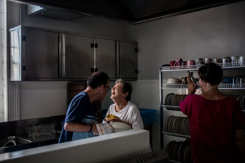 © Sally Low - Image from the Oasis photography project