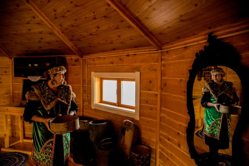 © Sally Low - Image from the Dust photography project