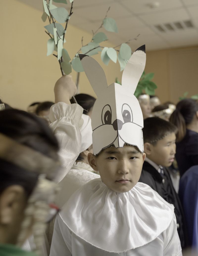 © Alexey Pavlov - Preparation for school play