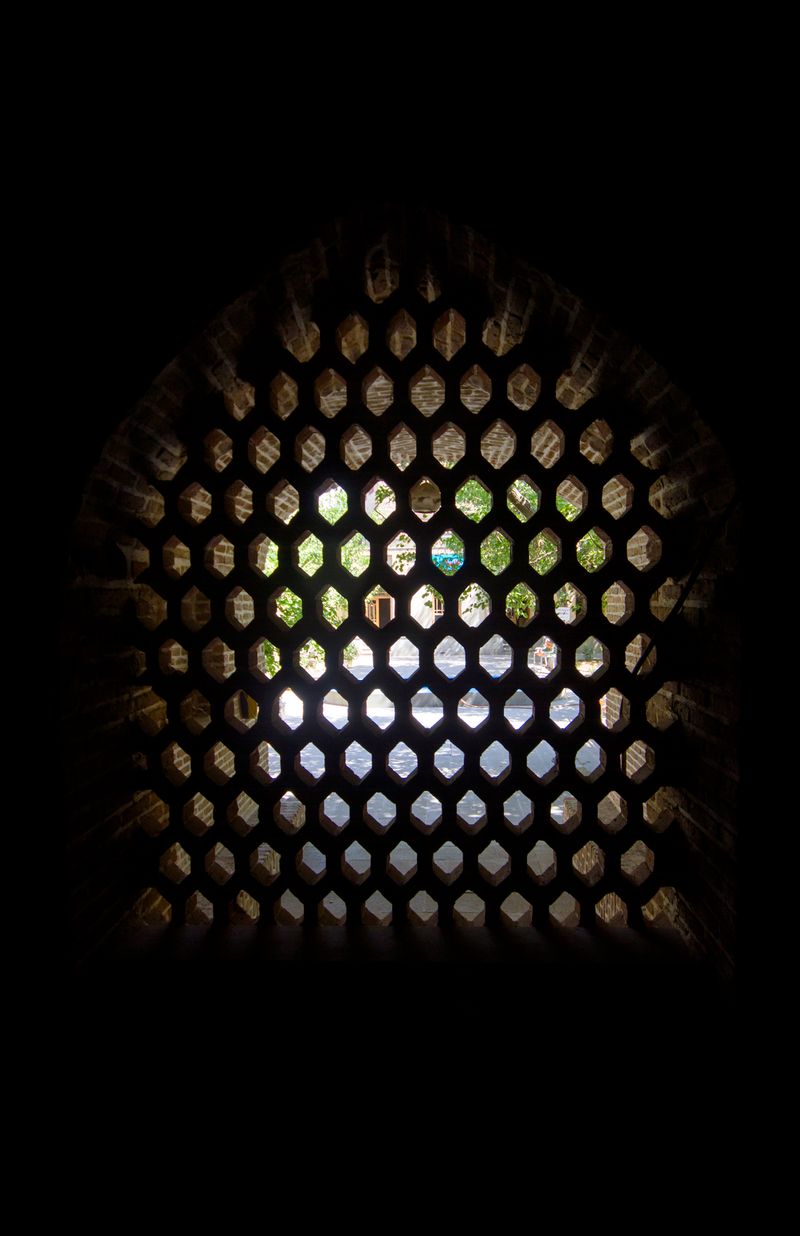 © Aslan Noorghasemi - Image from the Once upon a time, Tabriz photography project