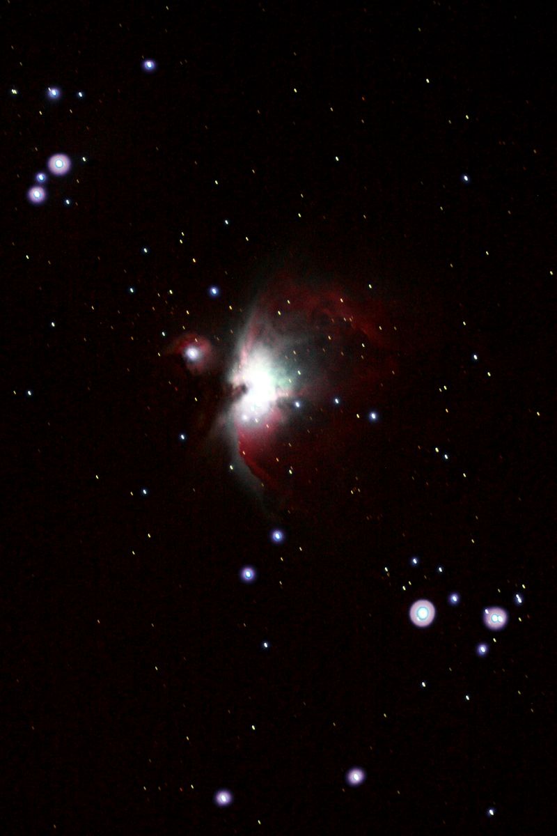 © Aslan Noorghasemi - Orion Nebula and its neighbors, Canon EOS 350D, 10*30s, ISO 1600