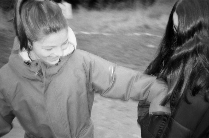 © Giulia Thinnes - My daughters fooling around