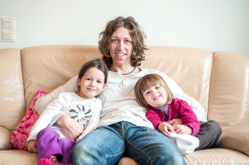 © Giulia Thinnes - Me and my daughters when they were young