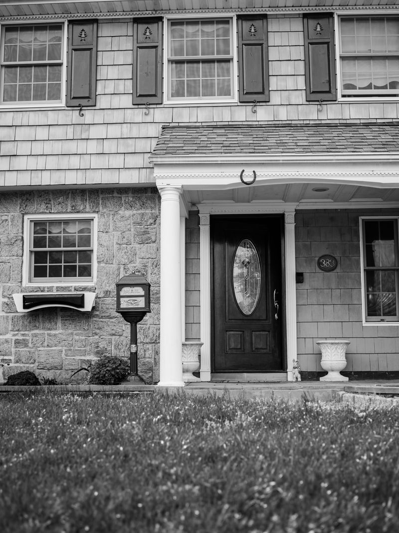 ©   - Parents' house on Long Island
