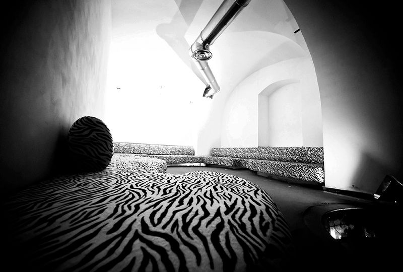 © Adelaide Di Nunzio - Image from the Architetture Criminali photography project