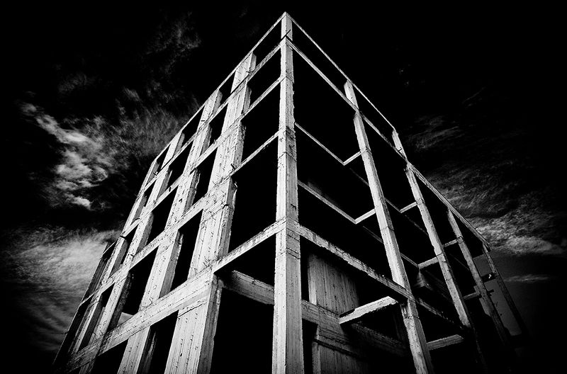 © Adelaide Di Nunzio - Image from the Architetture Criminali photography project