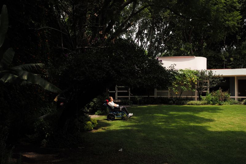 © Juan Pablo Ampudia - Image from the Trapped In My Own Body photography project