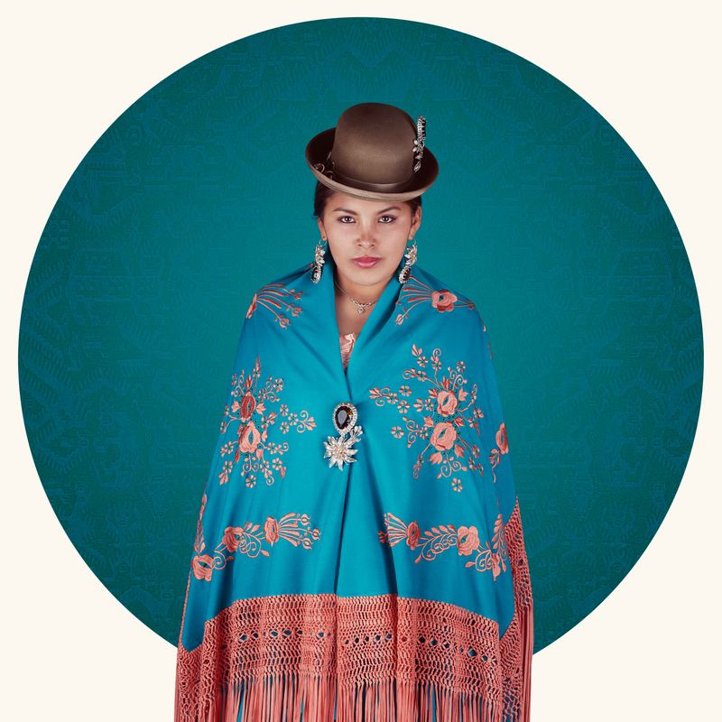 © Blast Delphine - Portrait of a cholita posing in a studio in La Paz, Bolivia, March 2016